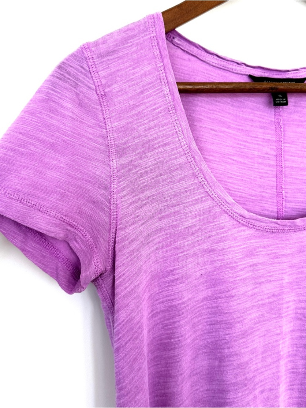 Banana Republic Lavender Scoop Neck Short Sleeve Tee, Relaxed Fit, Slub Cotton